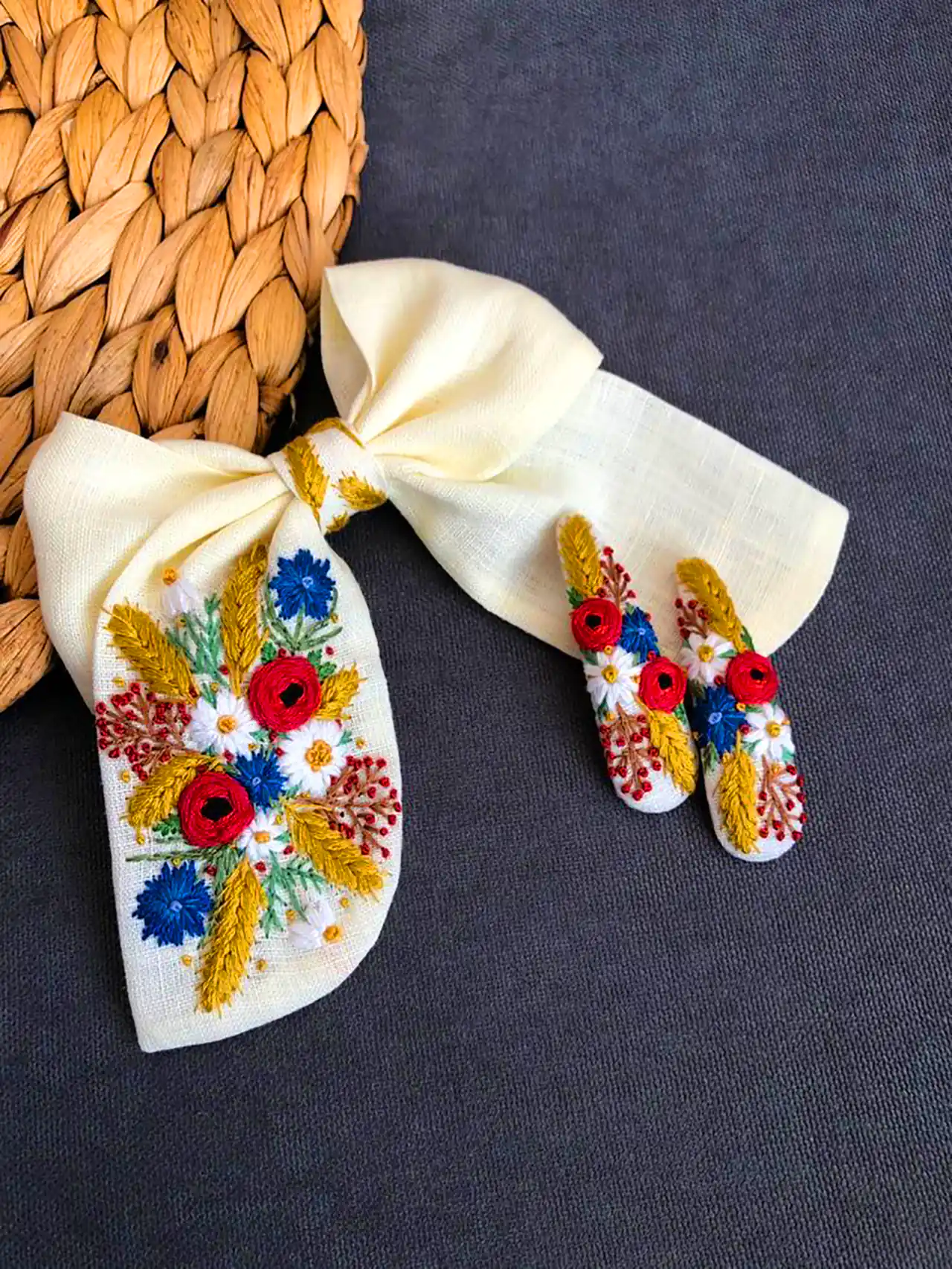 پاپیون پارچه ای برای مو