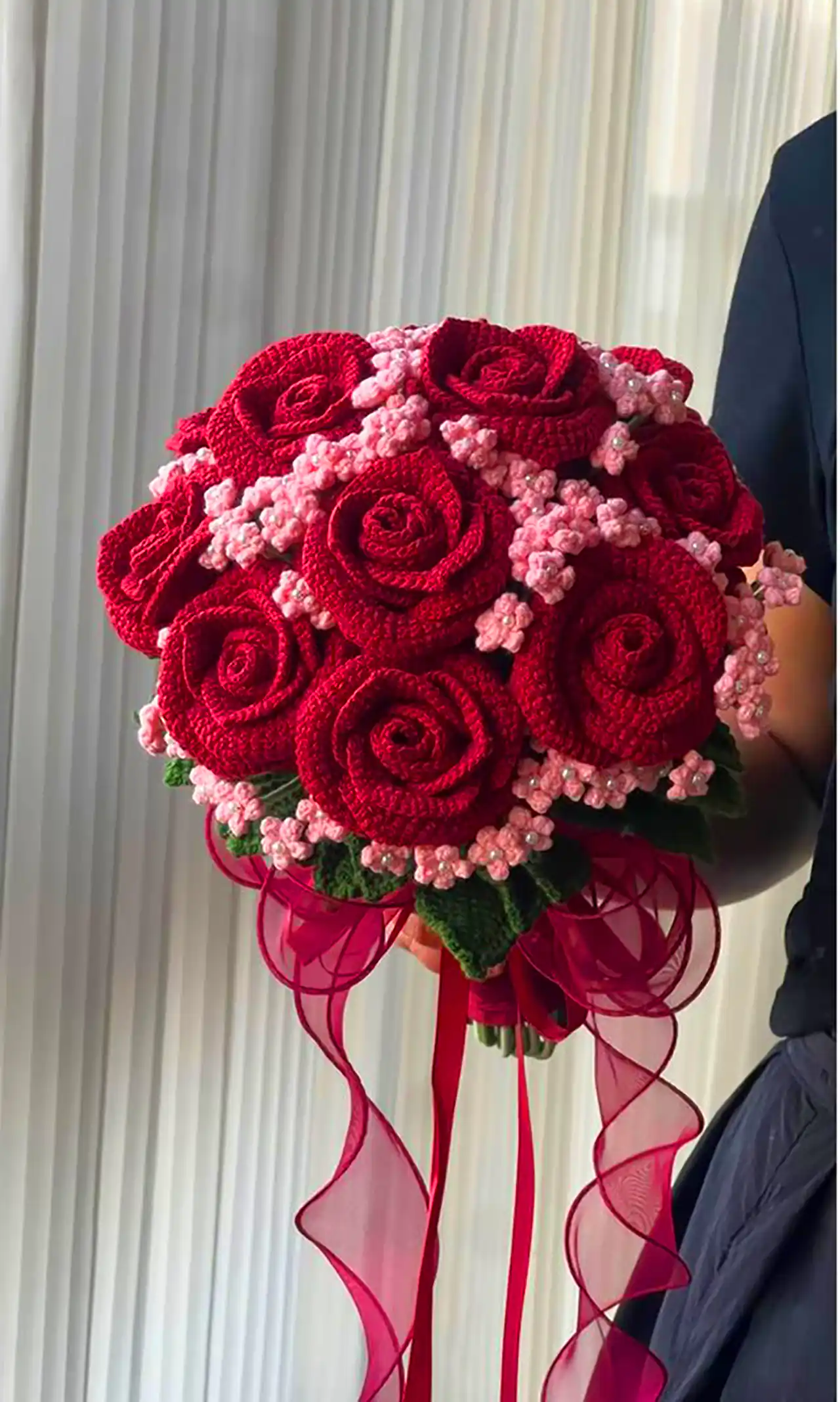 دسته گل بافتنی ماندگار و شیک 