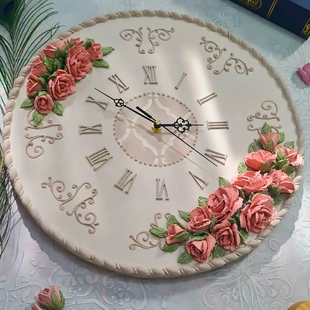 ساعت دیواری گلدار فانتزی