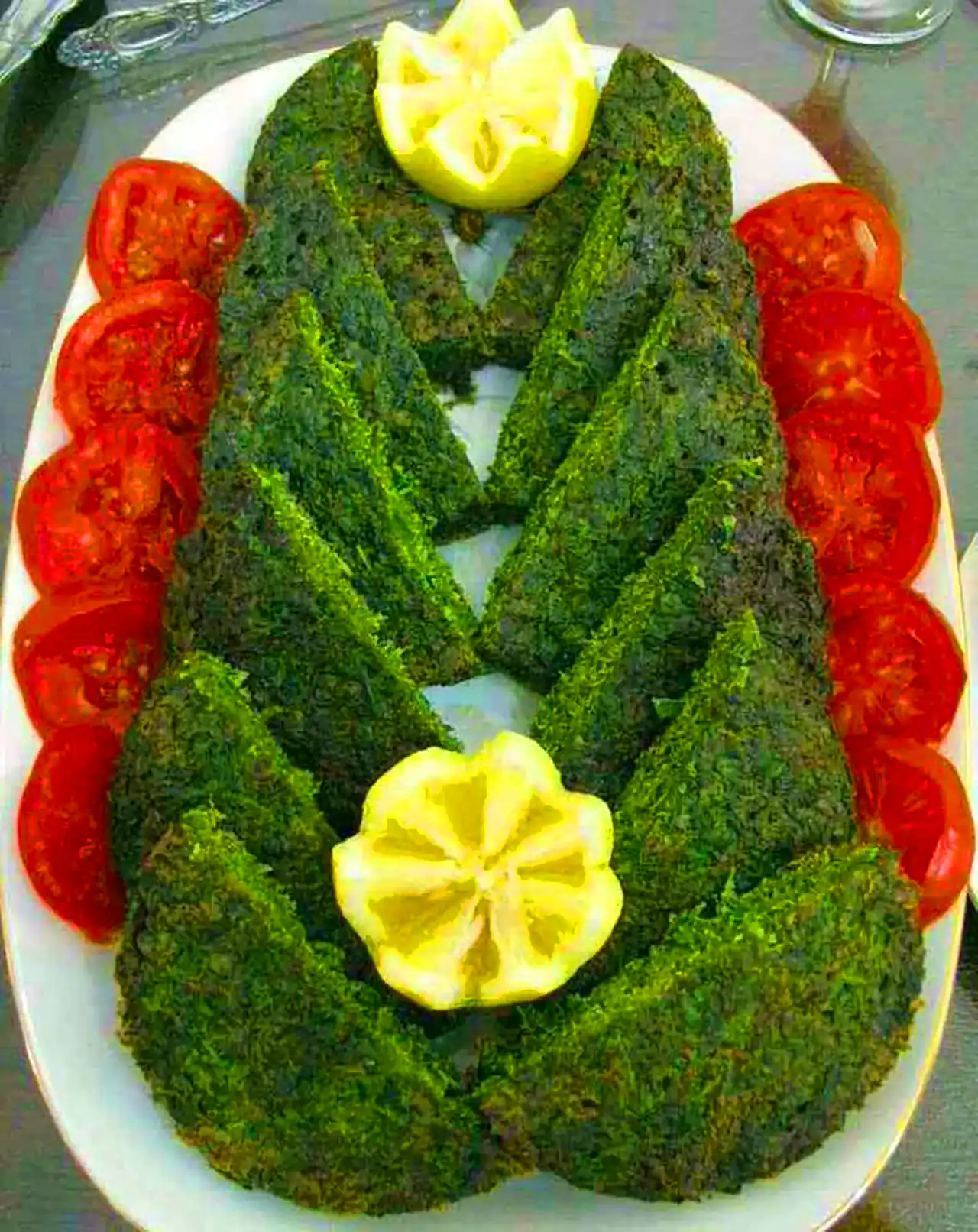 دیزاین کوکو سبزی سنتی ایرانی 