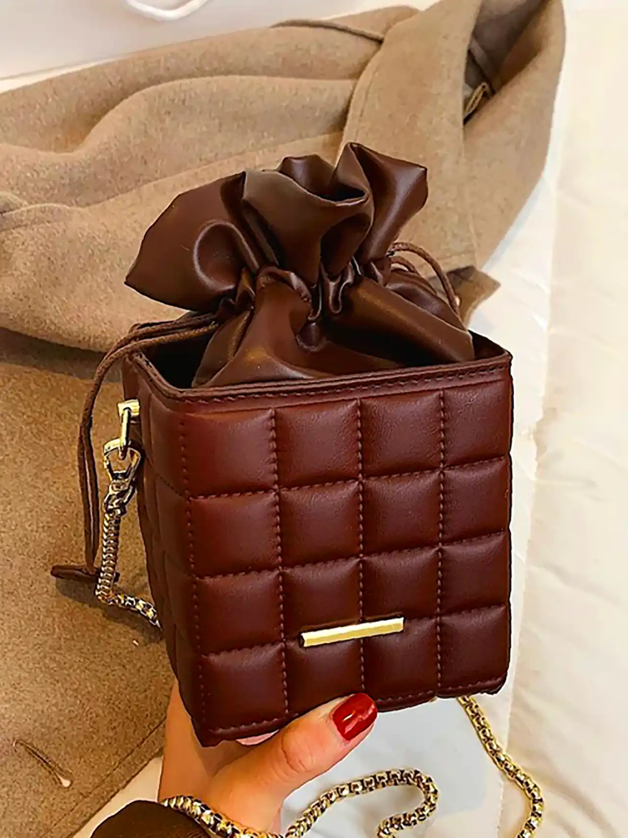 کیف قهوه ای شکلاتی