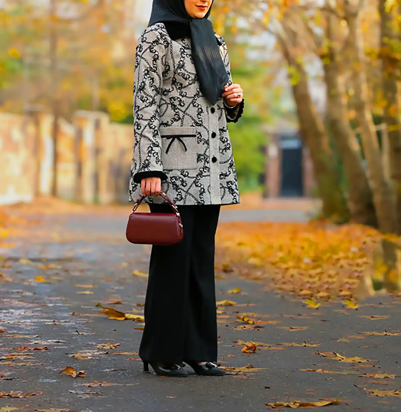 مانتو مزونی طرح کلاسیک زنانه 