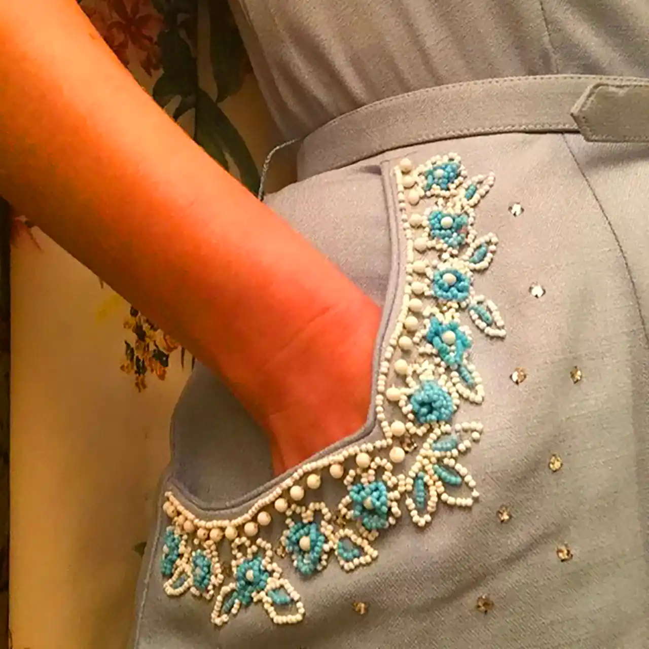 مدل ساده حاشیه دوزی روی لباس